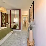 Luxury Bella Isabel *